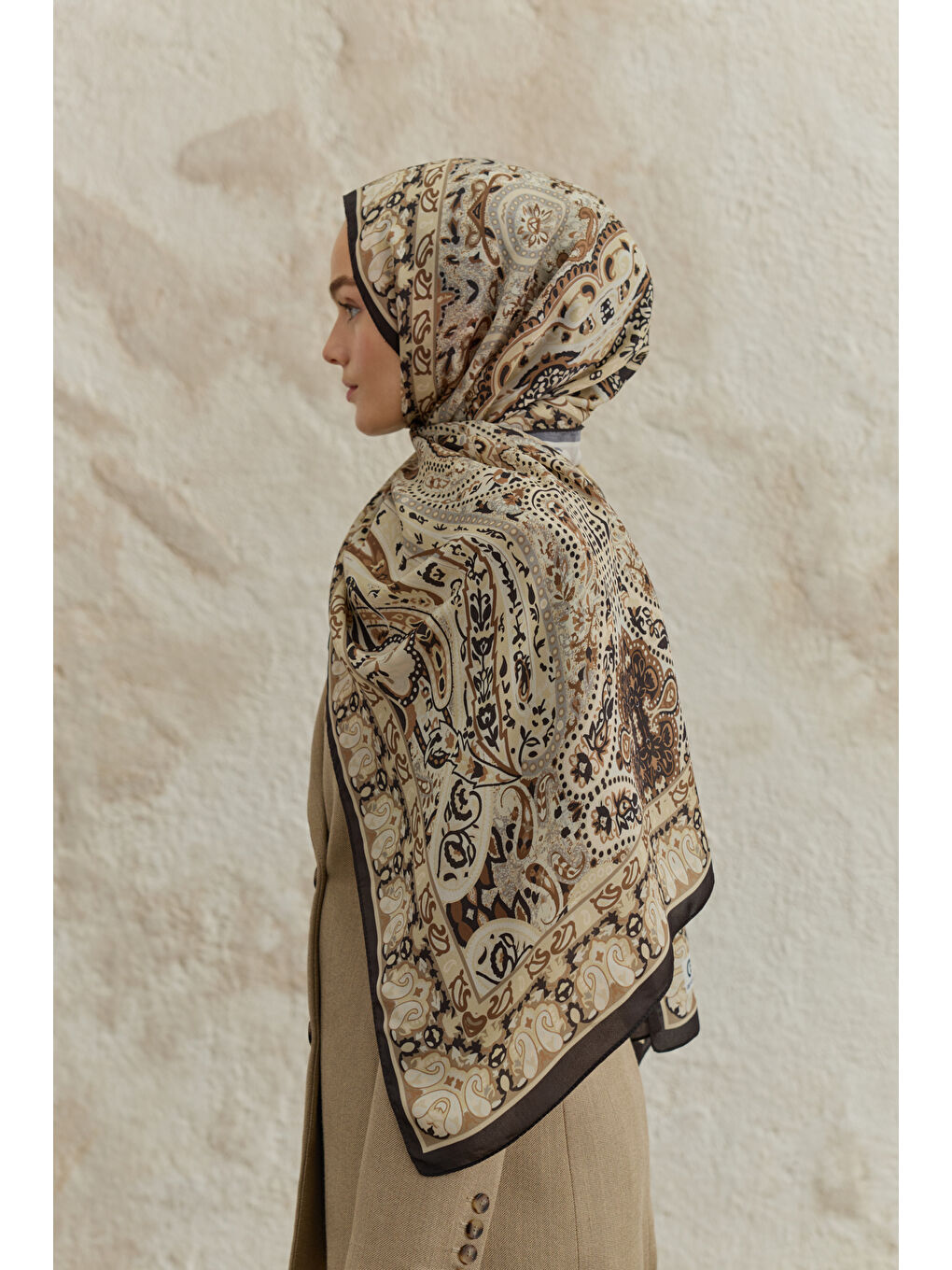 Cupra Prive Desenli Şal Saga Bej-4