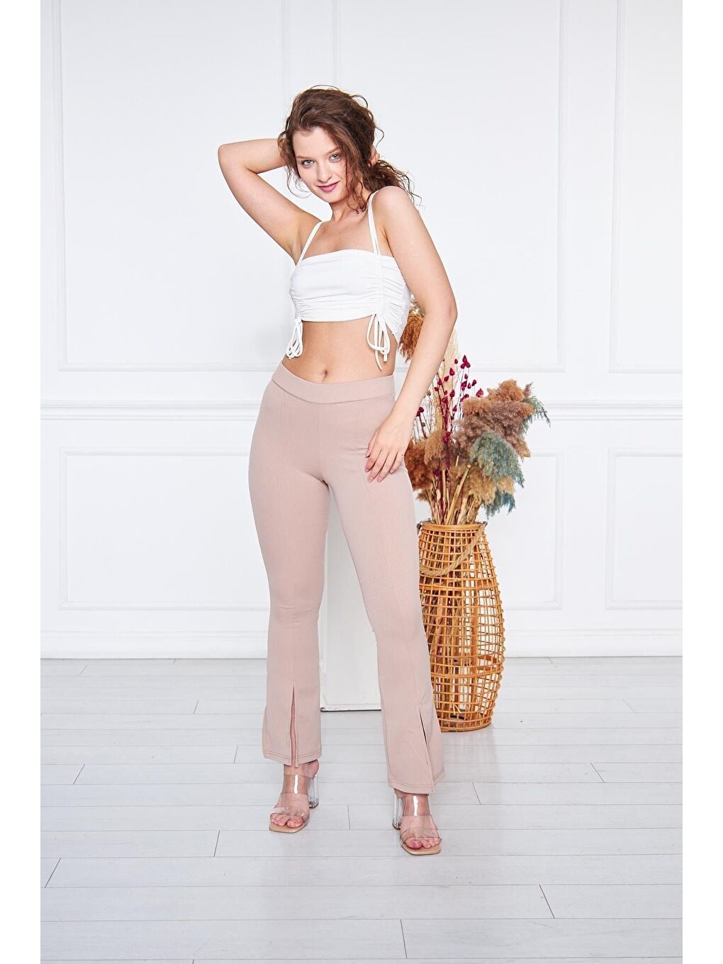 Bej Kadın Yırtmaçlı Ispanyol Paça Pantolon-2