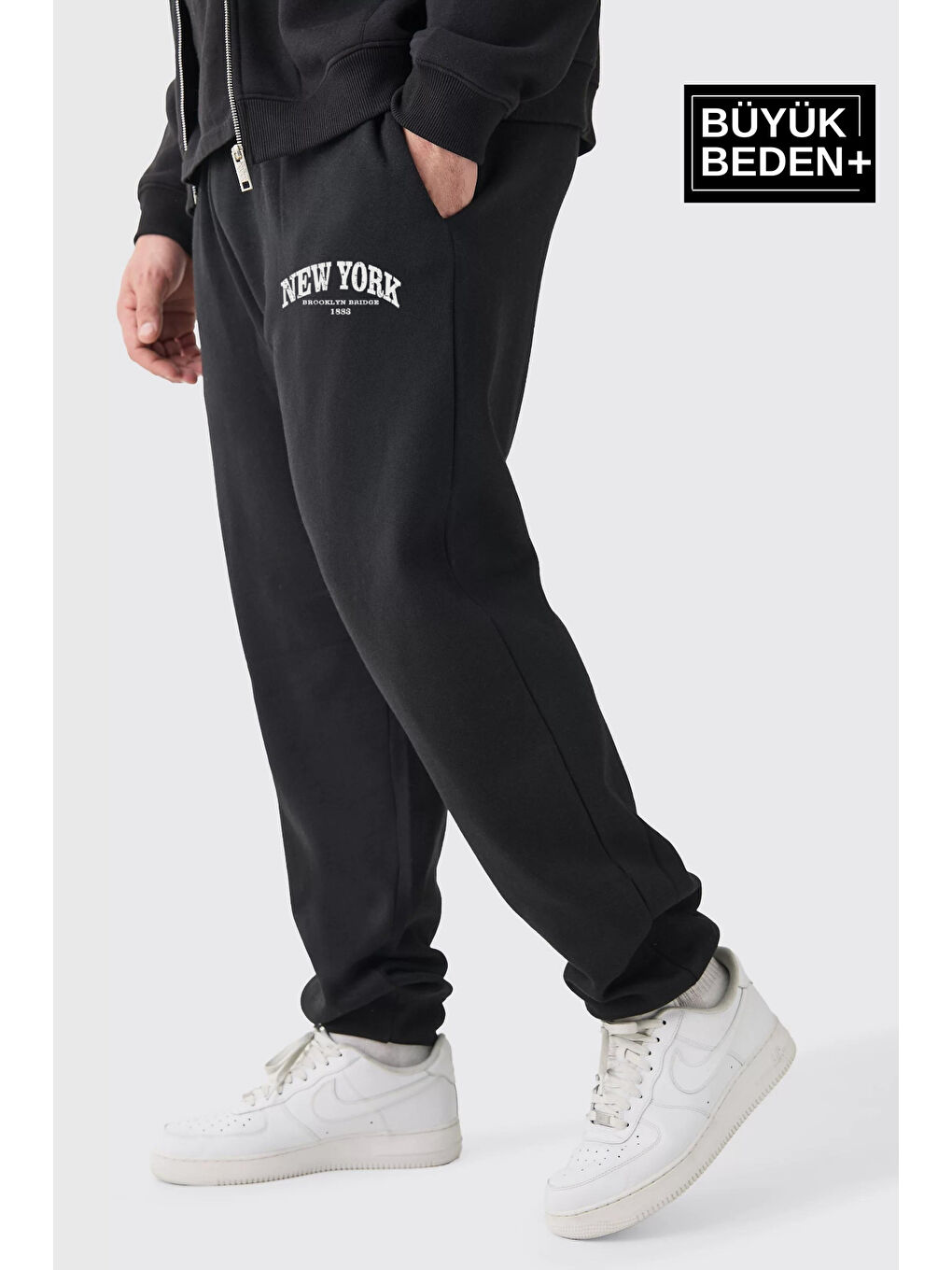Siyah Paça Lastikli New York Baskılı İnce Erkek Büyük Beden Jogger Eşofman Altı SPR24BEA48-1