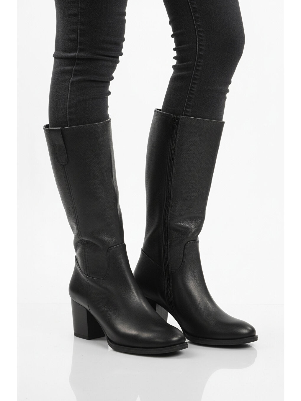 Siyah Hakiki Deri Fermuarlı Polarlı Kadın Çizme 86620-1 Z