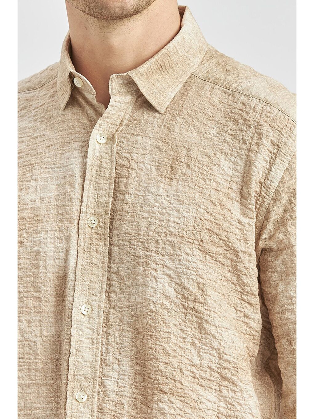 Bej Uzun Kollu Baskılı Gofreli Düğmeli Yaka Cepsiz  Pamuklu Elastanlı  Slim Fit Gömlek 1004240100-4