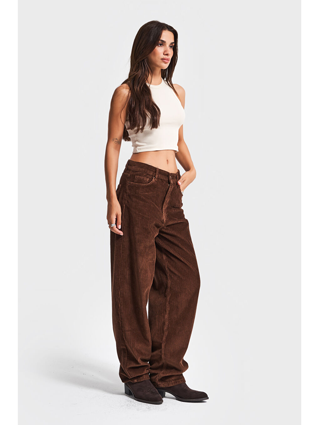 Kadın Kahverengi Cindy 26w5-42 Skater Fit Kalın Fitilli Kadife Velvet Kumaş İç Boy 80cm Pantolon-4