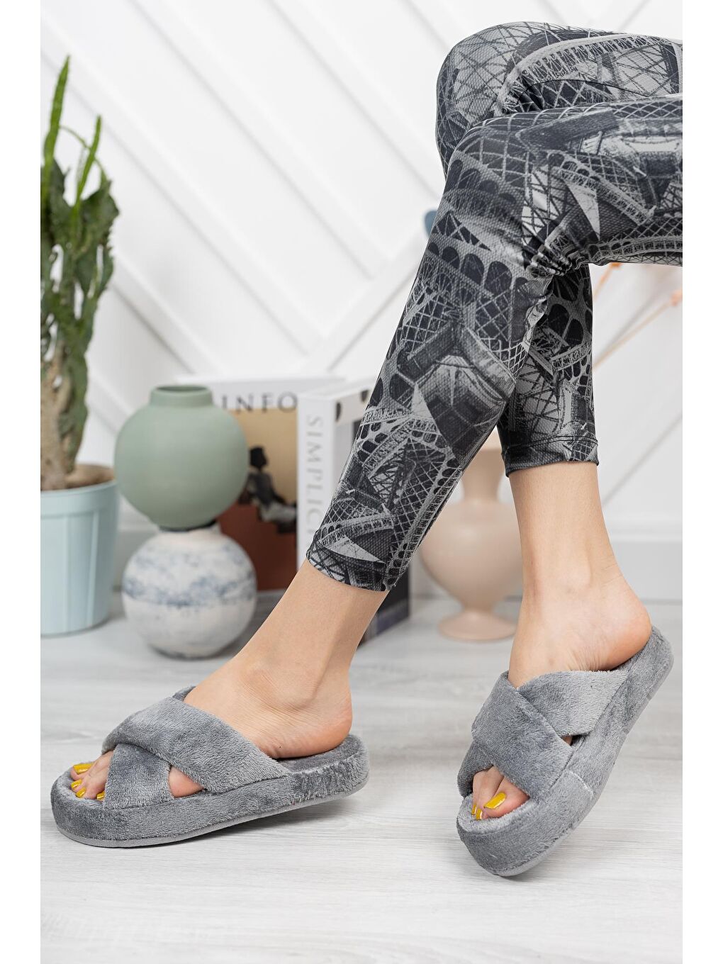 Gri SMT-02 Çapraz Kadın Ev Terliği Kışlık Yünlü Terlik-3