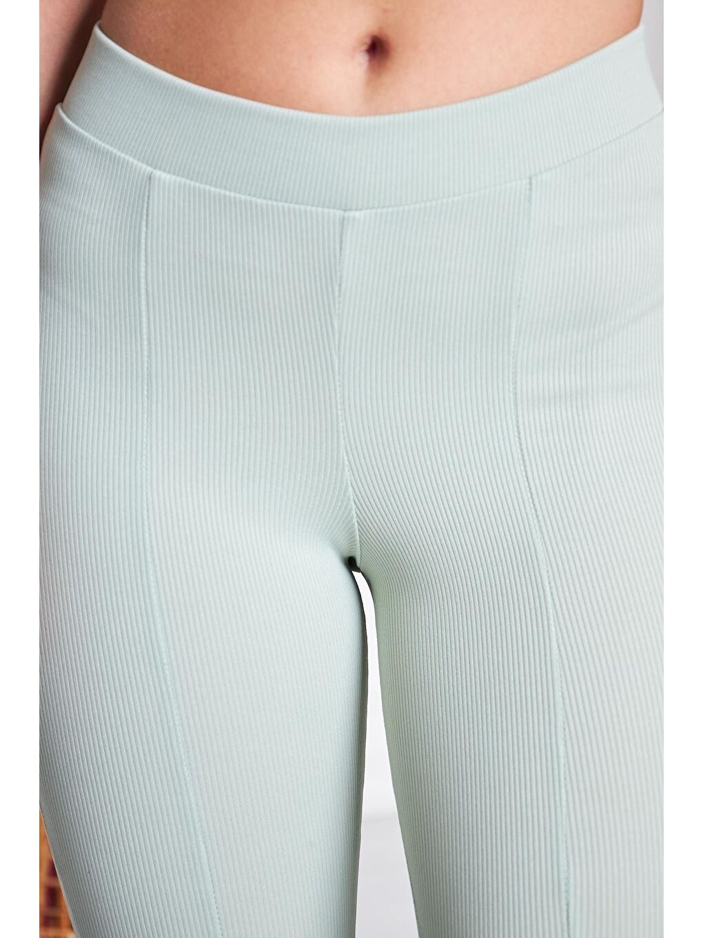 Gri Kadın Çizgili Yırtmaçlı Su Yeşili Ispanyol Paça Pantolon-1