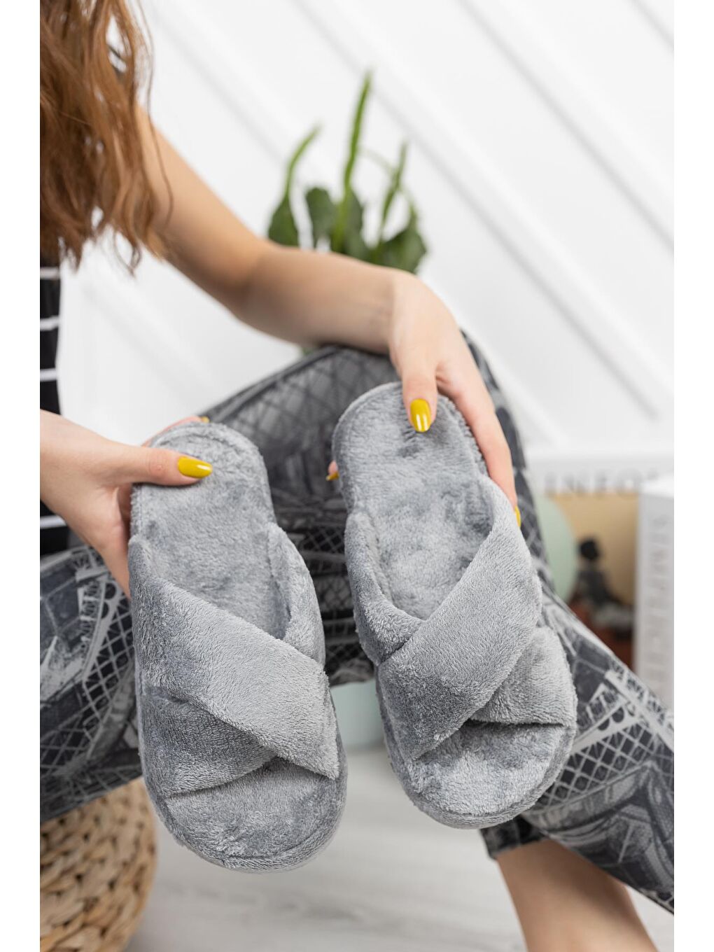 Gri SMT-02 Çapraz Kadın Ev Terliği Kışlık Yünlü Terlik-4