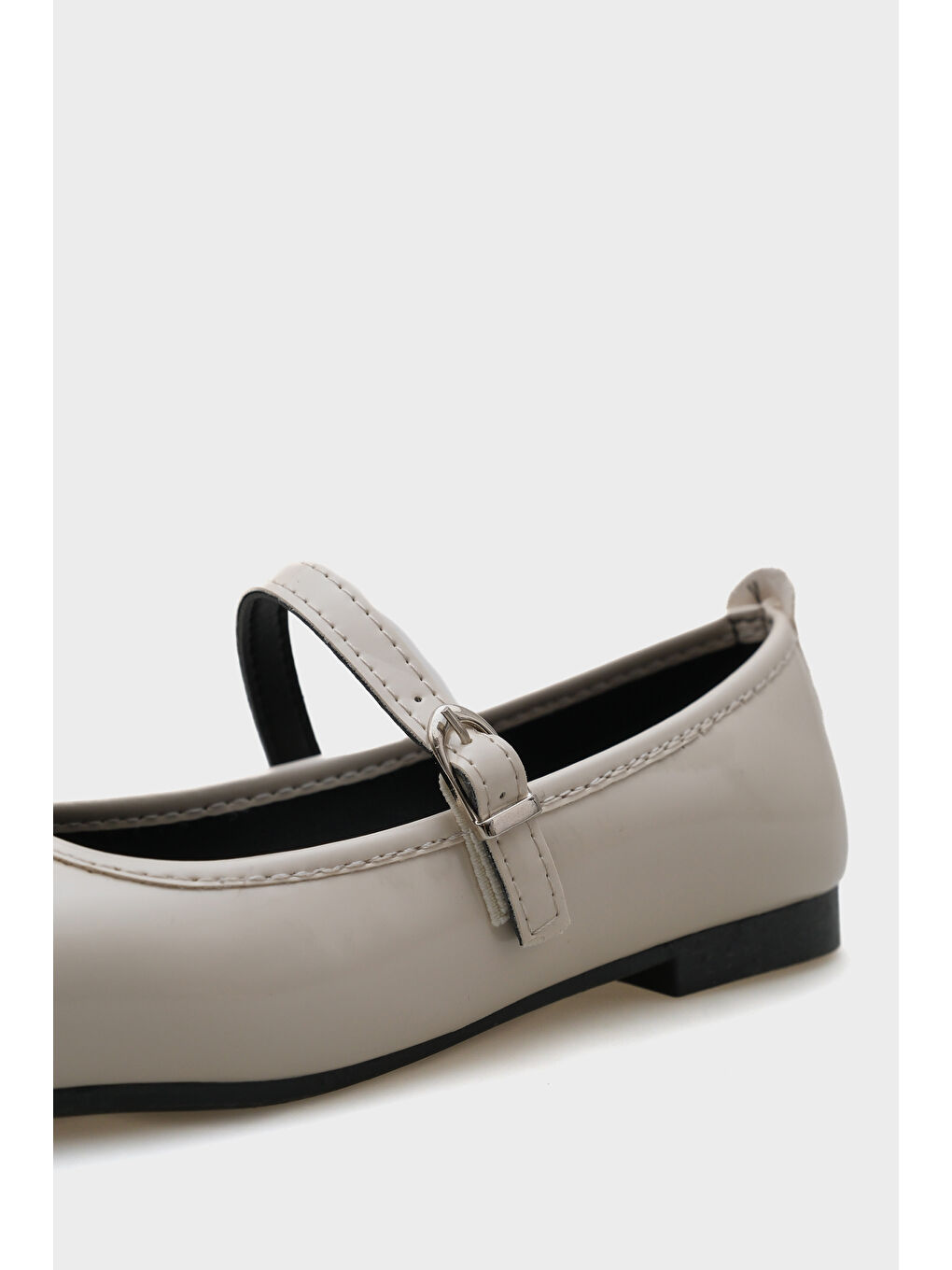 Bej Trixie Kadın Babet-3