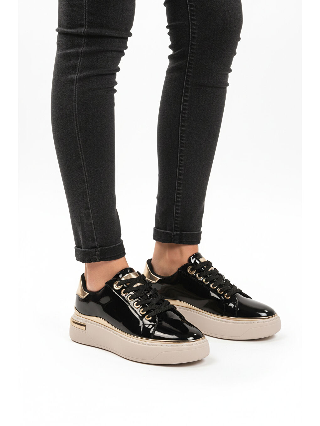 Siyah Rugan Bağcıklı Hafif Kadın Sneaker Lady 029 Z