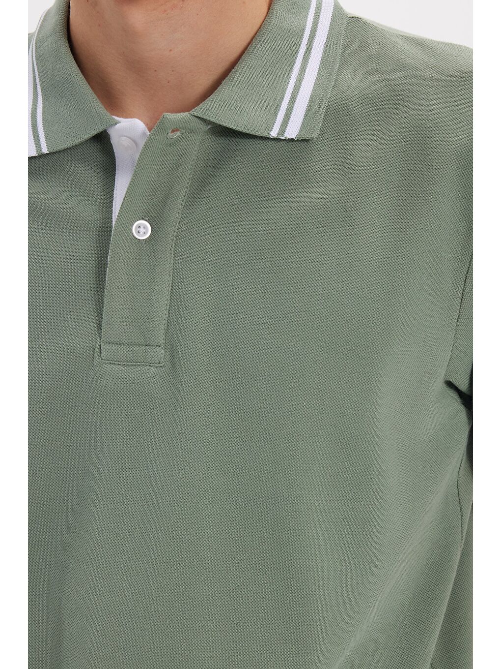 Erkek Slim Fit Dar Kesim %100 Pamuk Düz Pike Yaka Ve Kol Detaylı Yeşil Polo Yaka Tişört-3