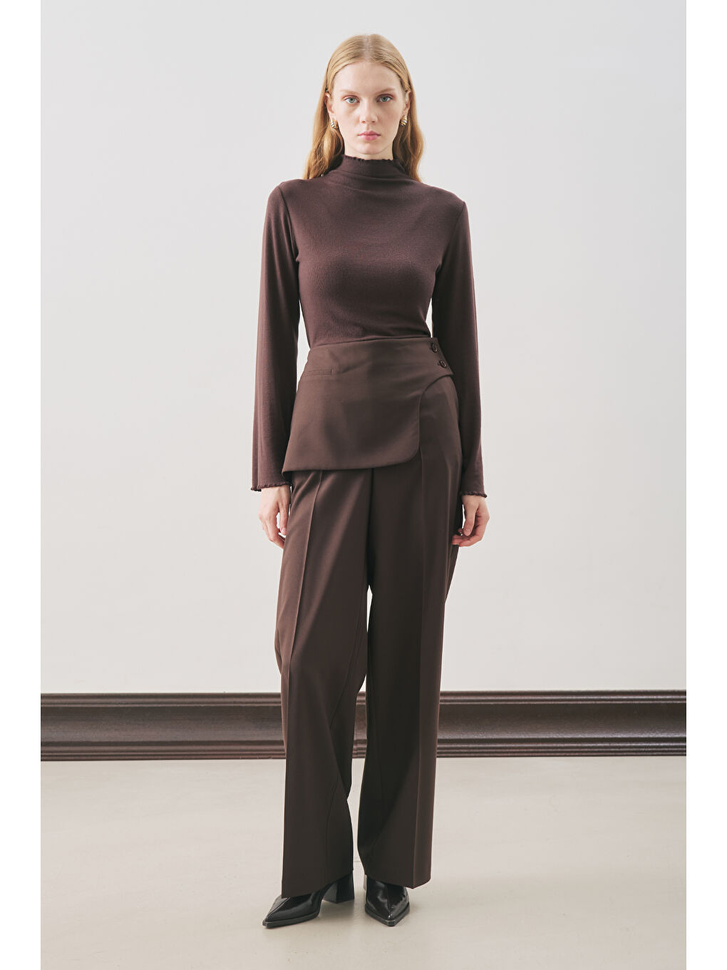 Kahverengi Klasik Kesim Kumaş Pantolon Acı Kahve-1