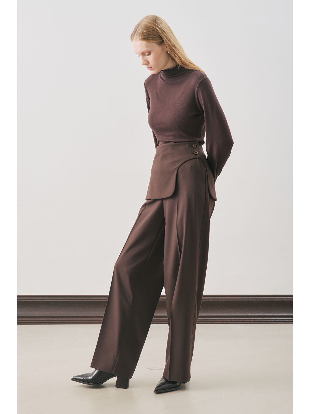 Kahverengi Klasik Kesim Kumaş Pantolon Acı Kahve-2