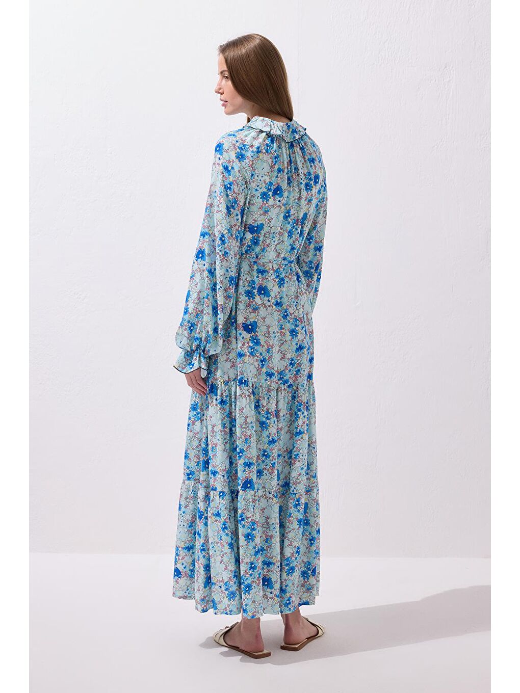 Diane Viskon Fırfırlı Uzun Elbise Mavi-4