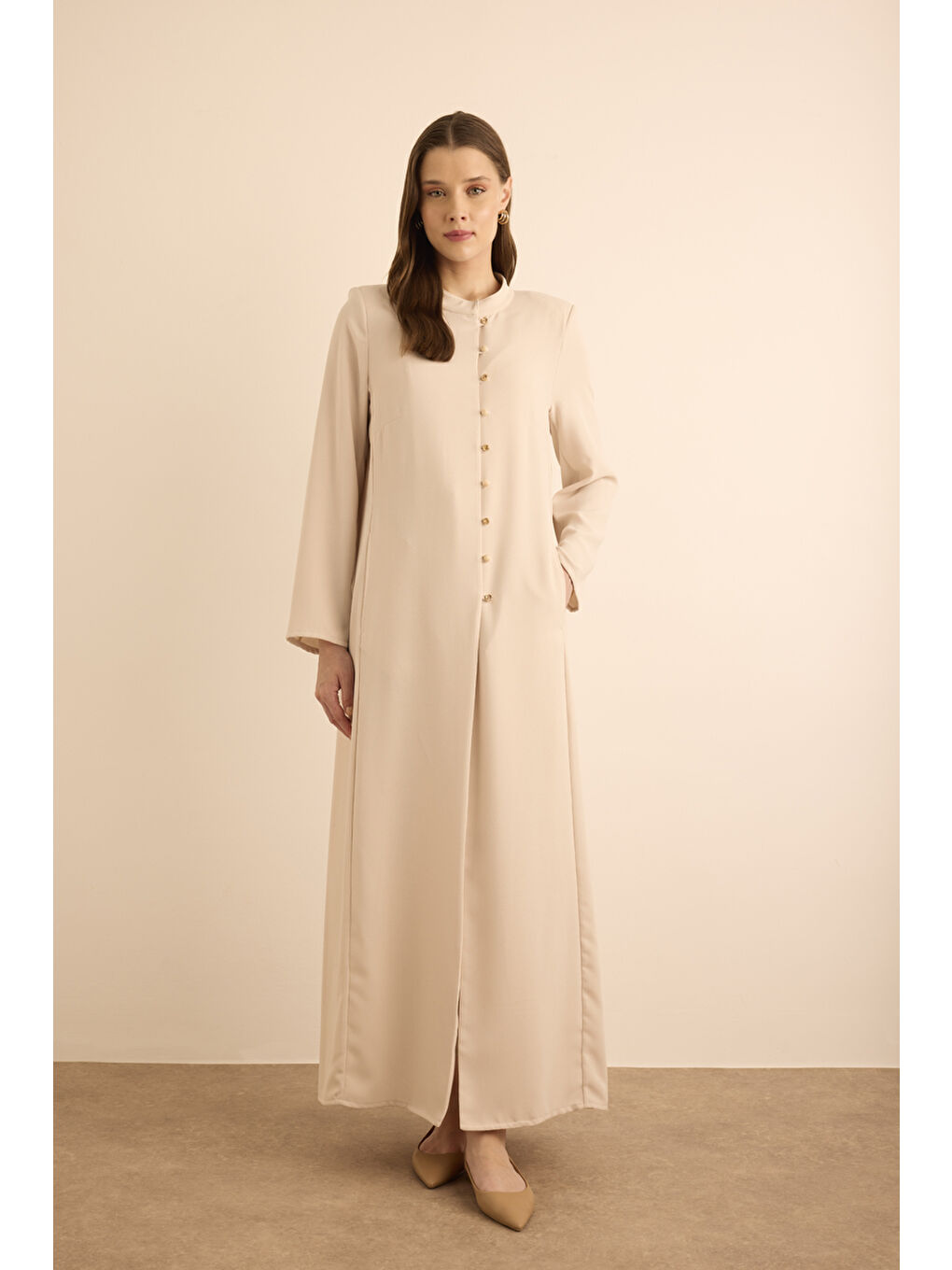 Bej Taş Brit Düğme Detaylı Ferace-1