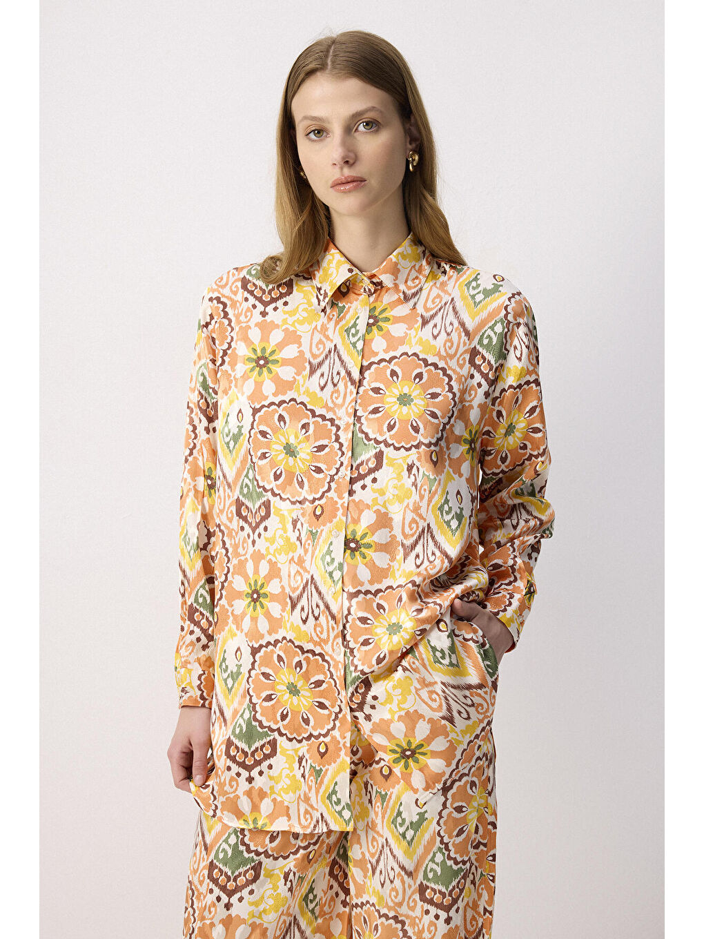 Siyah Desenli Gömlek Pantolon Takım-1