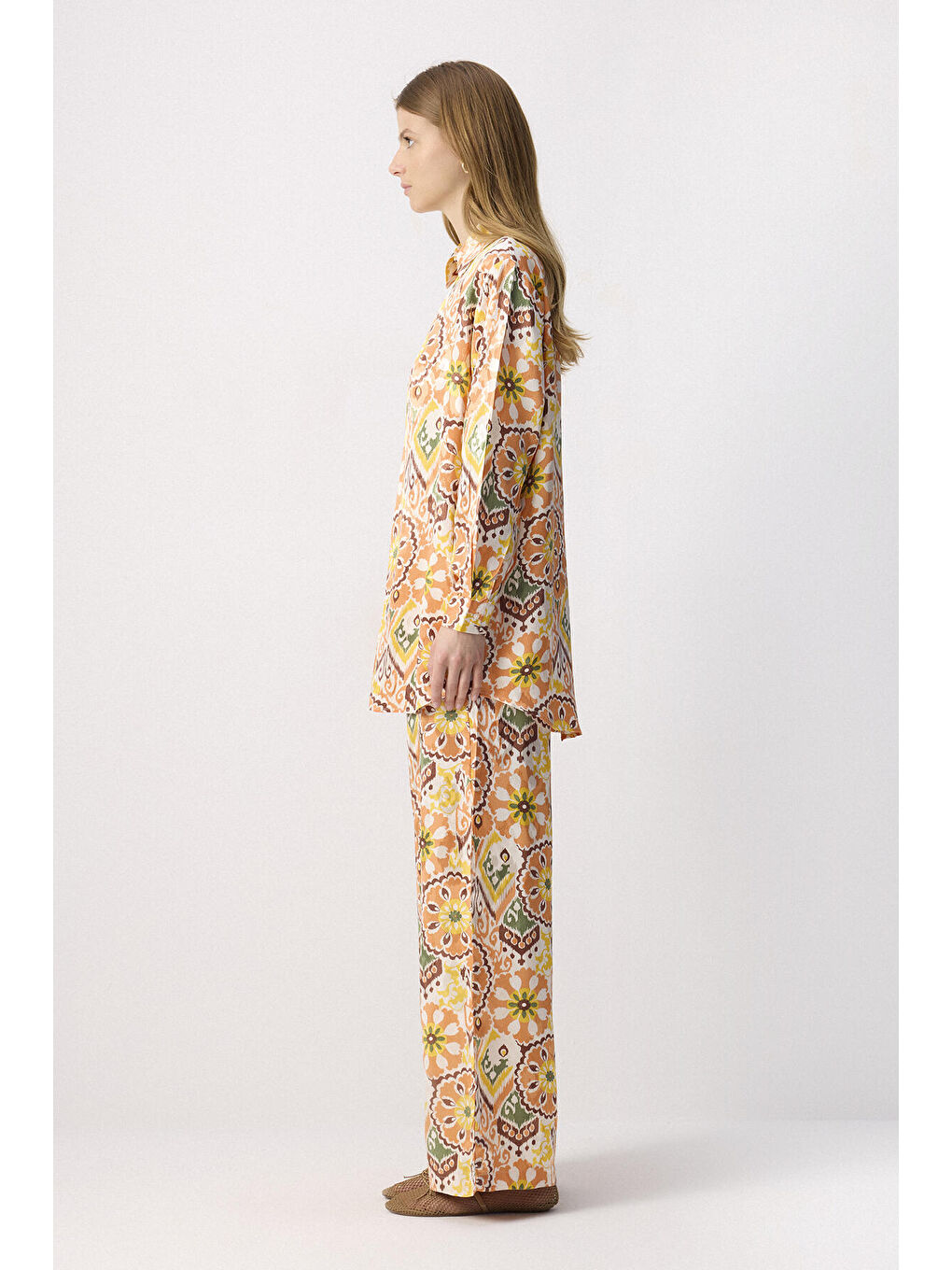 Siyah Desenli Gömlek Pantolon Takım-2