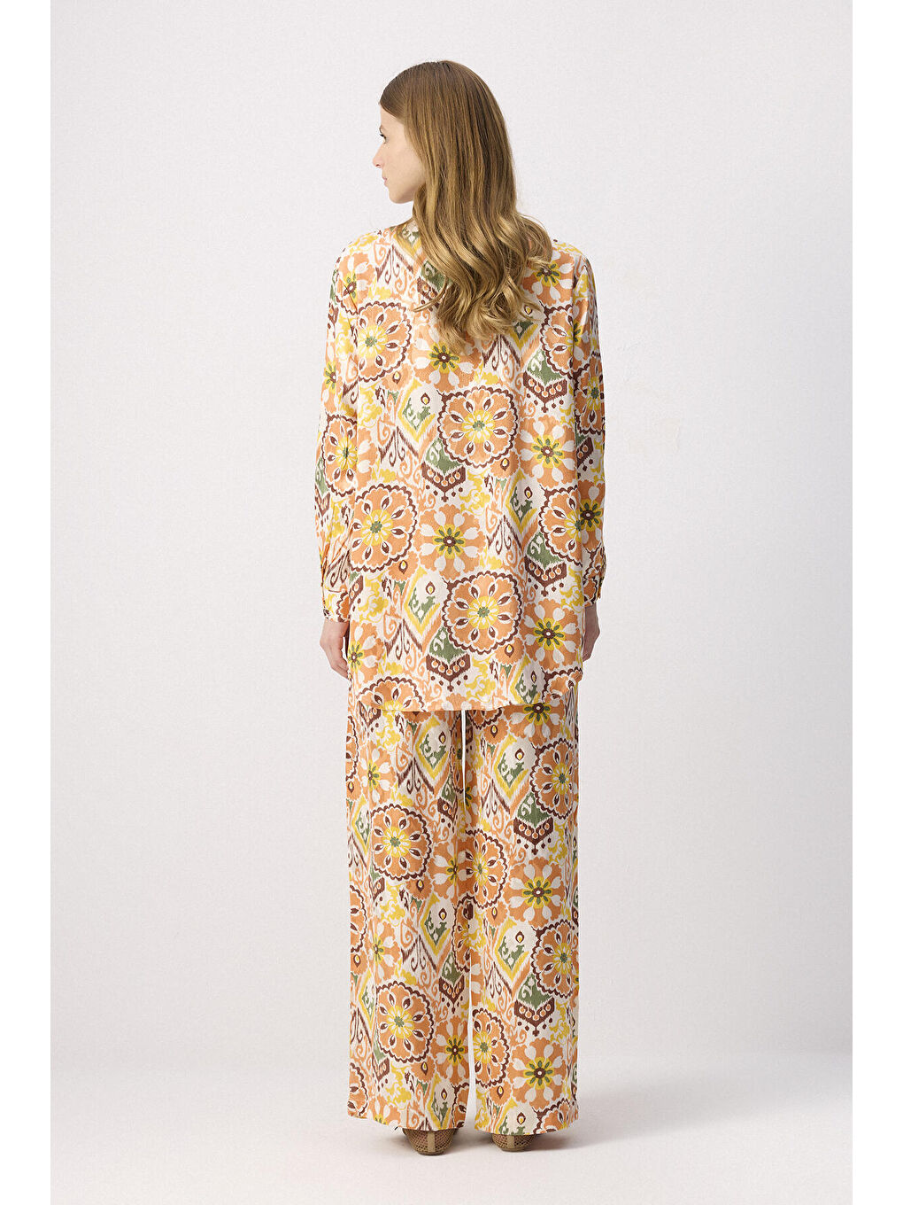 Siyah Desenli Gömlek Pantolon Takım-3