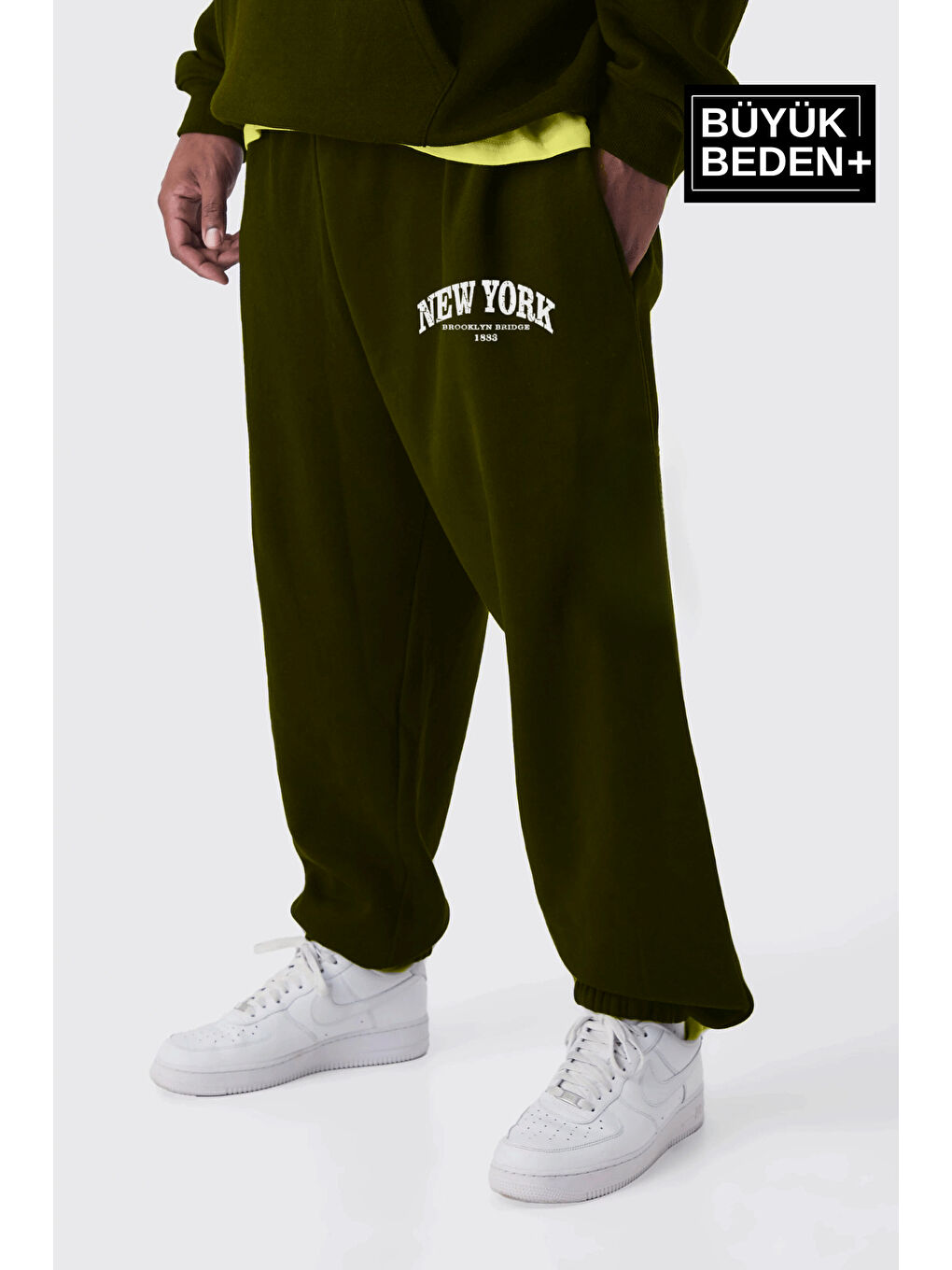 Haki Paça Lastikli New York Baskılı İnce Erkek Büyük Beden Jogger Eşofman Altı SPR24BEA48