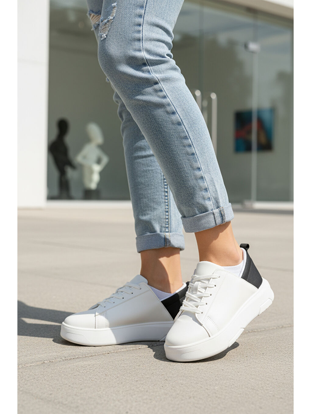 Beyaz Siyah Bağcıklı Unisex Spor Ayakkabı OZ-03 Z-2