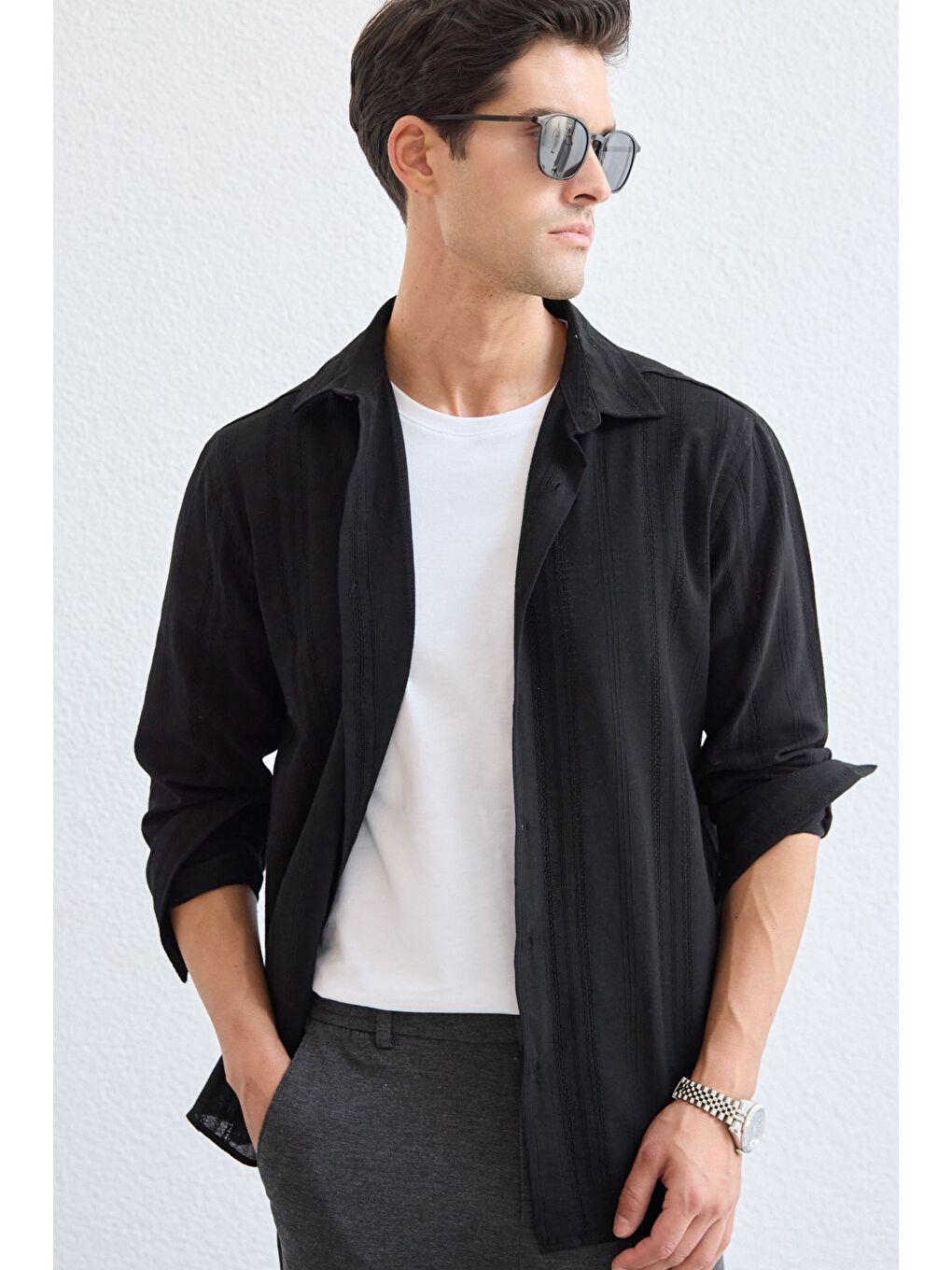 Siyah Yuji Kendinden Desenli Keten Görünümlü Pamuk Oversize Erkek Gömlek-5