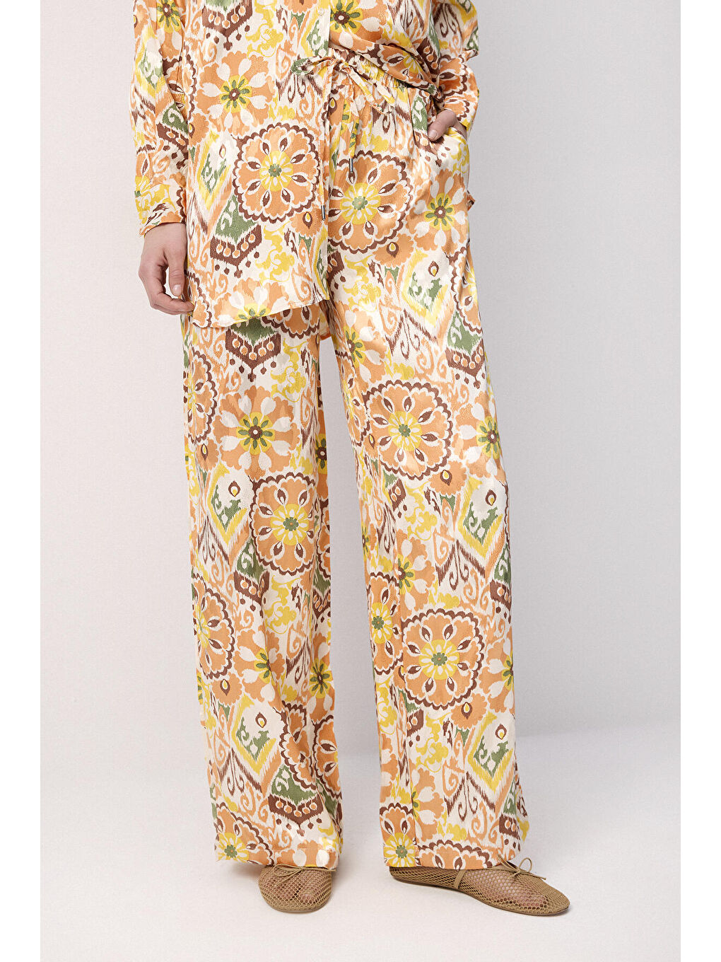 Siyah Desenli Gömlek Pantolon Takım-4