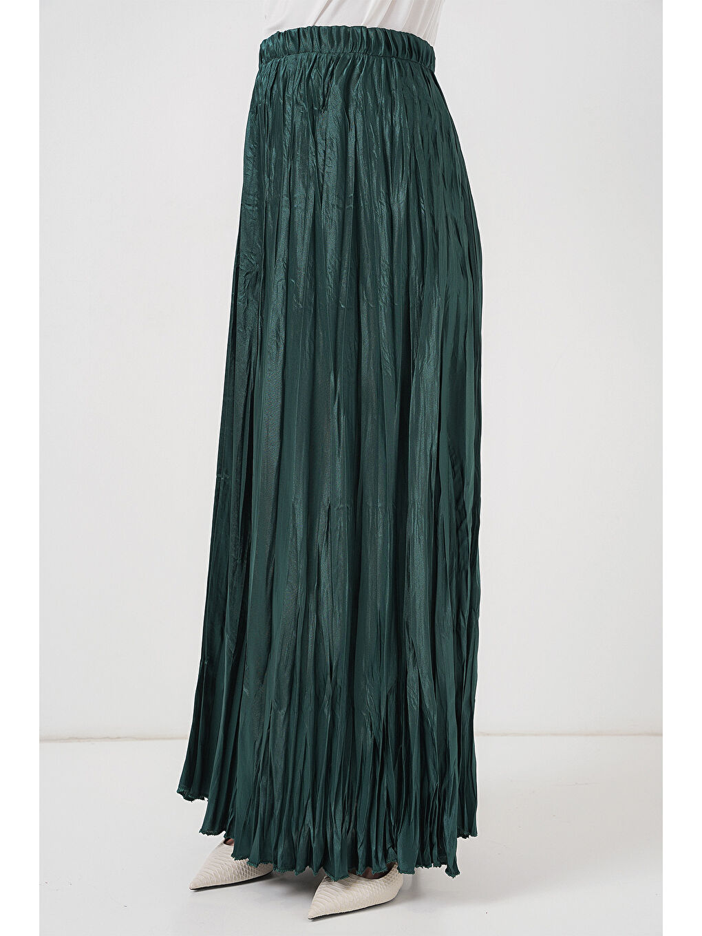 Kadın Uzun Kırışık Parlak Etek 8034 - Zümrüt Yeşili-3