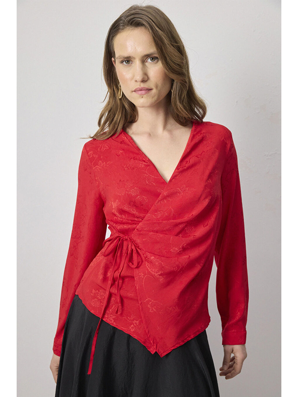 Kırmızı Yandan Bağlamalı Jakarlı Bluz-1