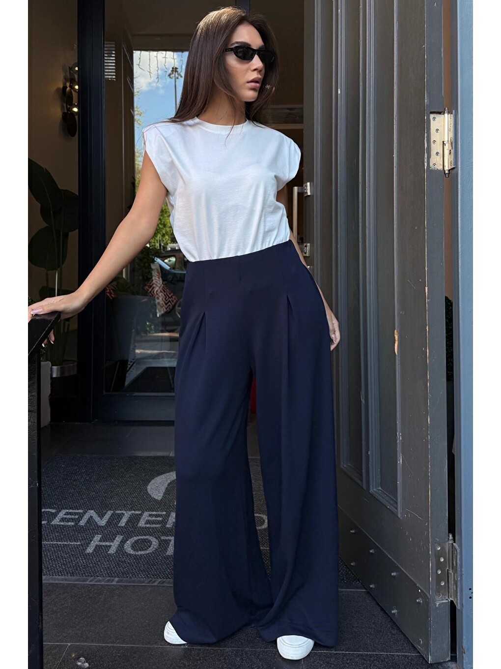 Lacivert Rahat Kesim Pileli Pantolon Mg2709-1