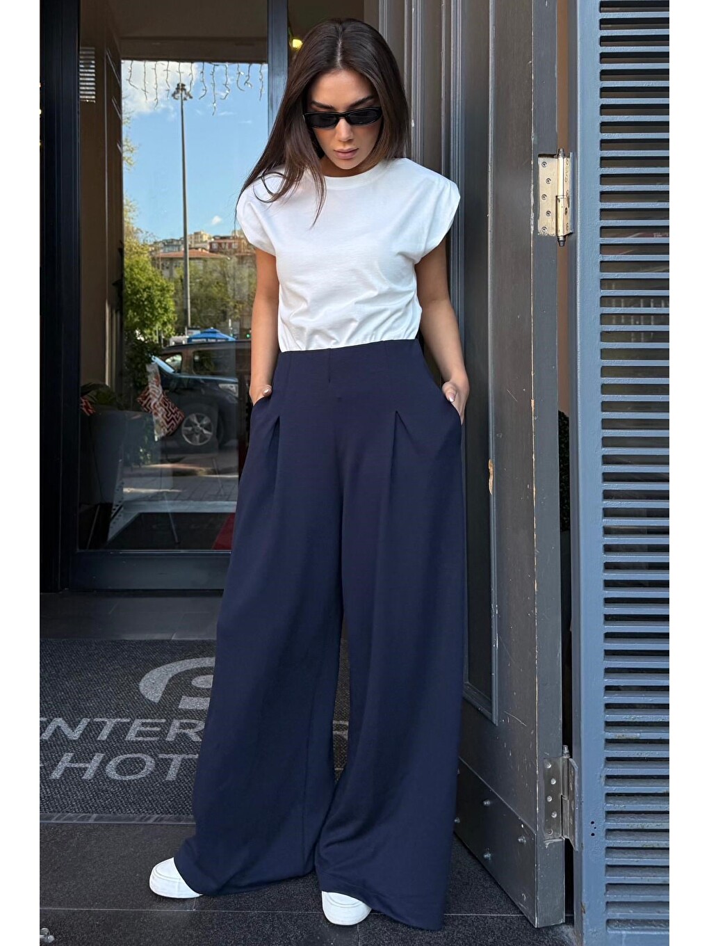 Lacivert Rahat Kesim Pileli Pantolon Mg2709-2