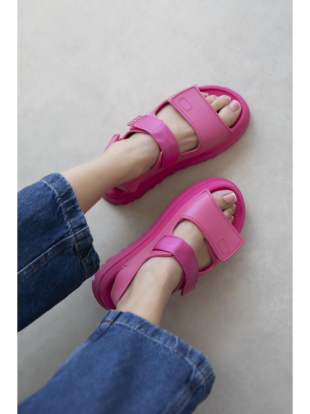 Zenya Kadın Cırt Detay Sandalet Fuşya