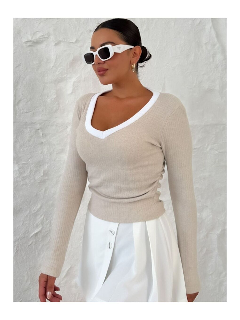 Karışık Kadın Laci Beyaz Bej V Yakalı Biyeli Uzun Kollu İnterlok Bluz-3