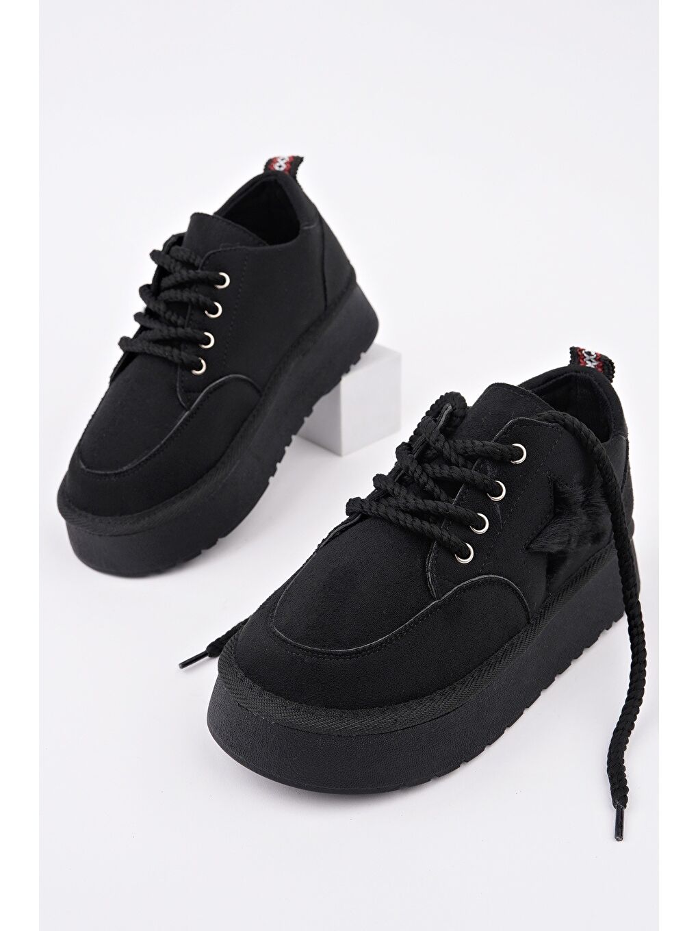 Siyah TRUNKS Kalın Taban Bağcıklı Yıldız Detaylı Çocuk Kışlık Sneaker Spor Ayakkabı-2