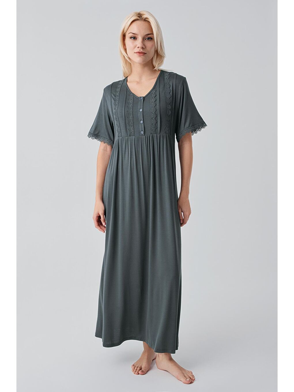 Yeşil Kısa Kollu Dantelli Uzun Rahat Esnek Viskoz Gecelik19104