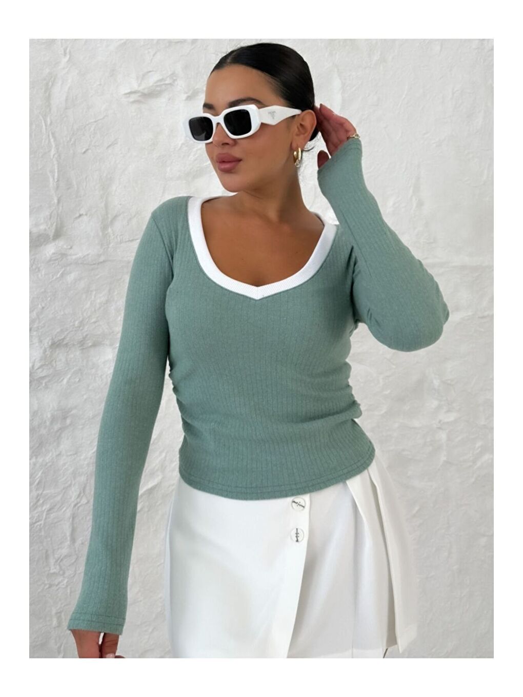 Karışık Kadın Gri Bej MintYeşil V Yakalı Biyeli Uzun Kollu İnterlok Bluz-3