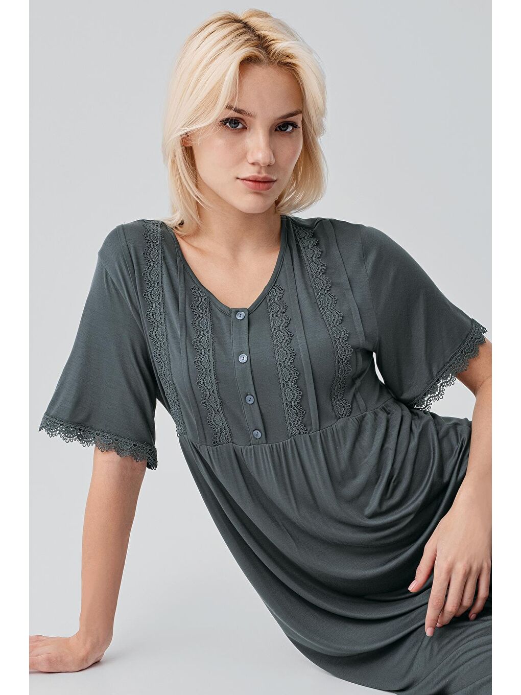 Yeşil Kısa Kollu Dantelli Uzun Rahat Esnek Viskoz Gecelik19104-3