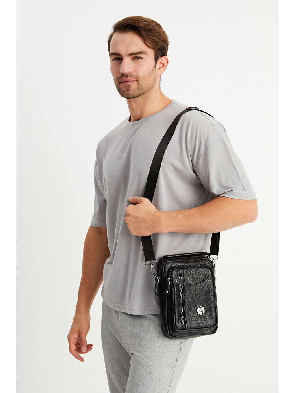 Siyah Erkek Çapraz Çanta TH-WS700700 SİYAH-1