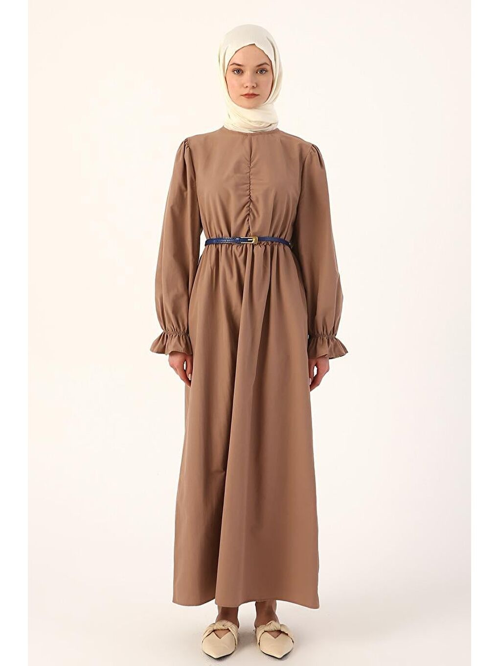 Kahverengi Sütlü Kahve-Büzgülü Kemerli Elbise-1
