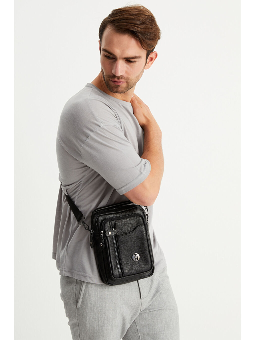 Siyah Erkek Çapraz Çanta TH-WS700700 SİYAH-3