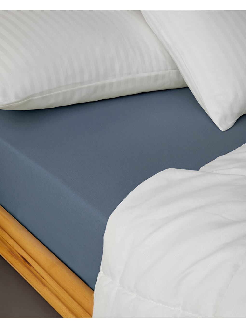 Novella Premium Pamuk Dokulu Çift Kişilik Lastikli Çarşaf 160x200 Cm Denim Mavi-3