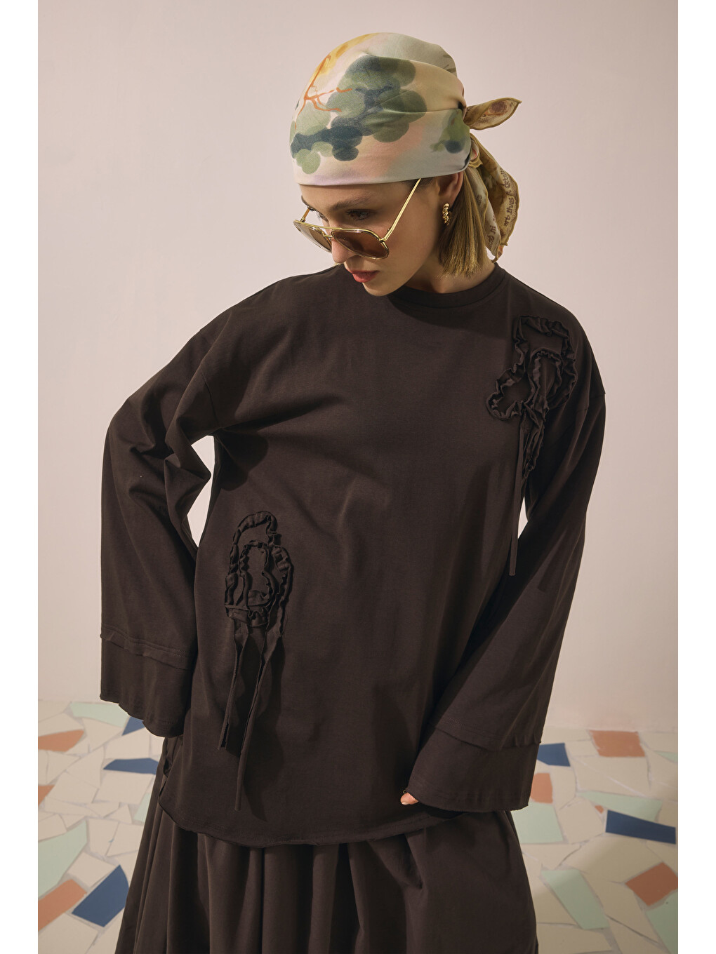 Kahverengi Kabartma Nakışlı Sweat Kahve-3