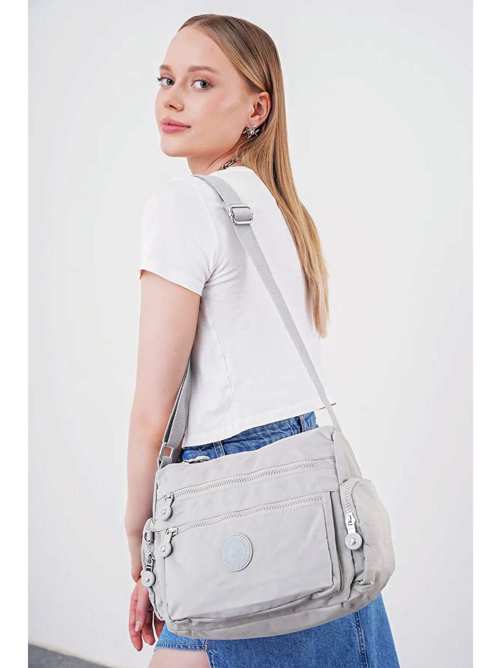 Gri Çapraz Askılı Kadın Çanta BHPC6003-3