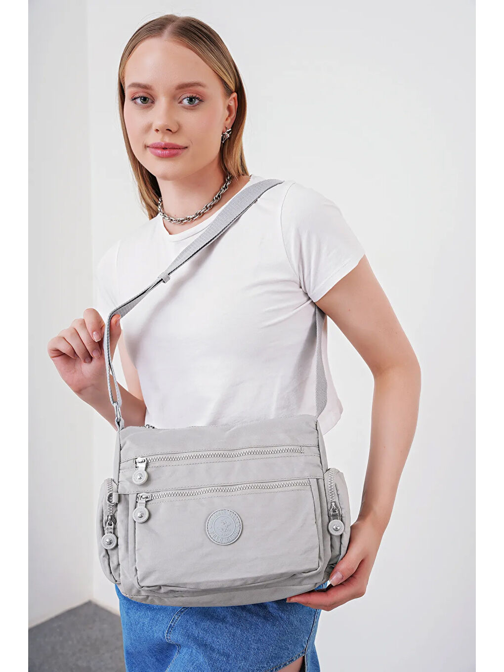 Gri Çapraz Askılı Kadın Çanta BHPC6003-5