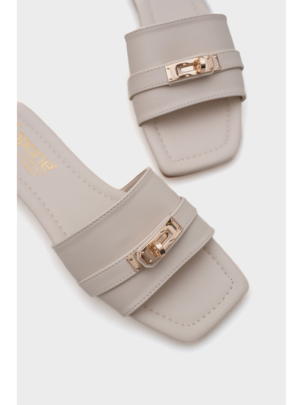 Bej Kim Kadın Terlik-4