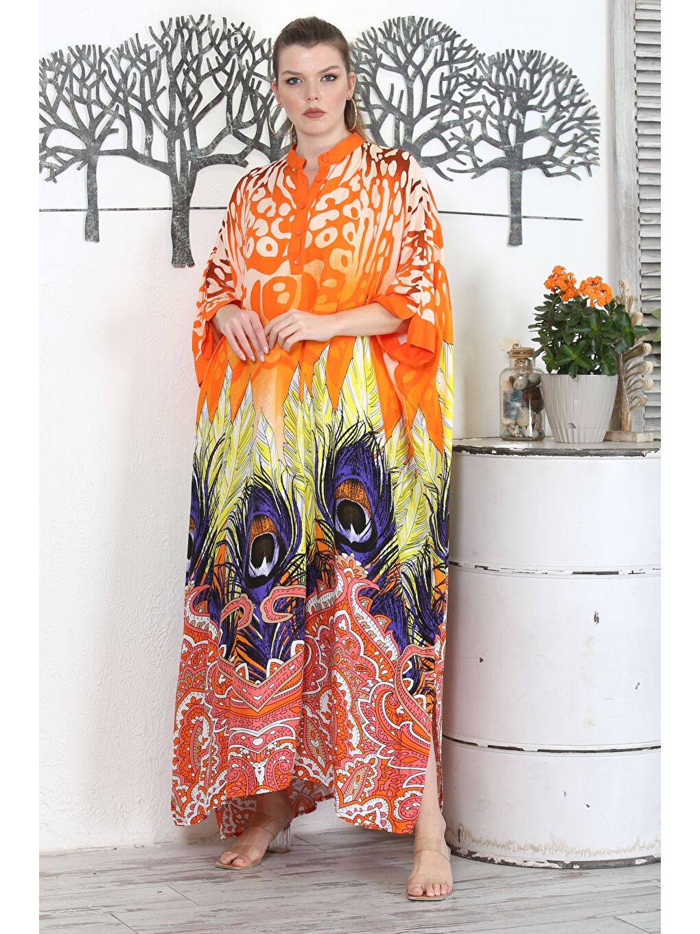 Turuncu Hakim Yaka 3/4 Kol Düğmeli Yırtmaçlı Allover Baskılı Casual Dokuma Elbise