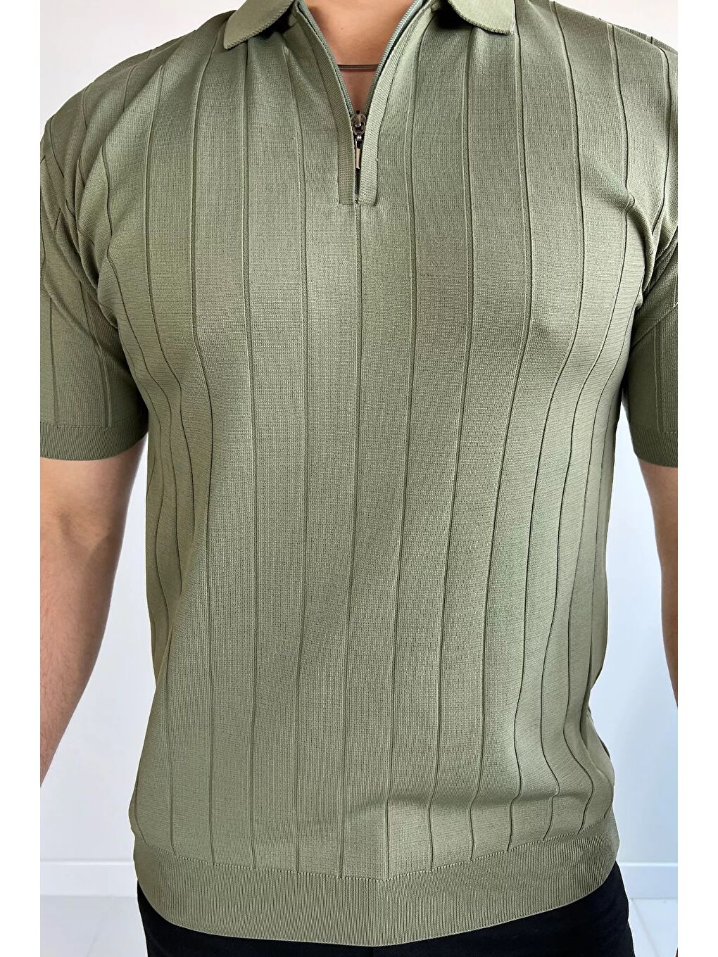 Haki Polo Yaka Yarım Fermuarlı Erkek Triko Tişört-2