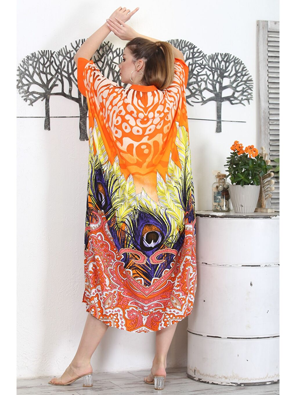 Turuncu Hakim Yaka 3/4 Kol Düğmeli Yırtmaçlı Allover Baskılı Casual Dokuma Elbise-6