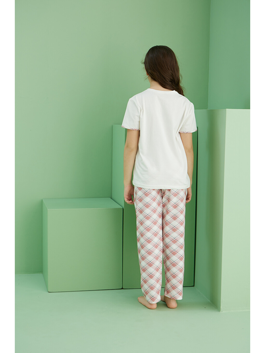 Ekru Desenli Pamuklu Bisiklet Yaka Örme Pijama Takım25117086-4