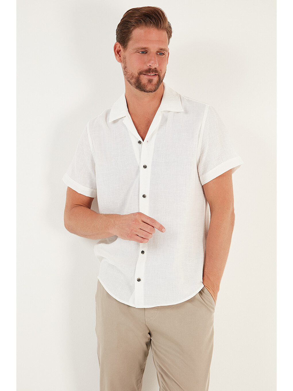 Beyaz Keten Görünümlü Kısa Kollu Apaş Yaka Regular Fit Gömlek Cf23s116775-5