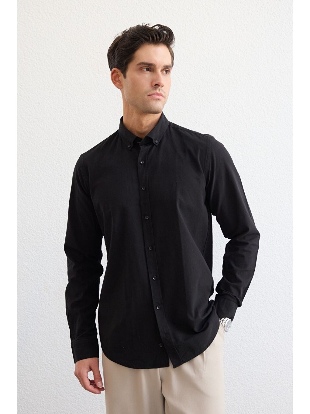 Siyah Turi Erkek Pamuk Gömlek Modern Slim Fit Keten Görünümlü Uzun Kol