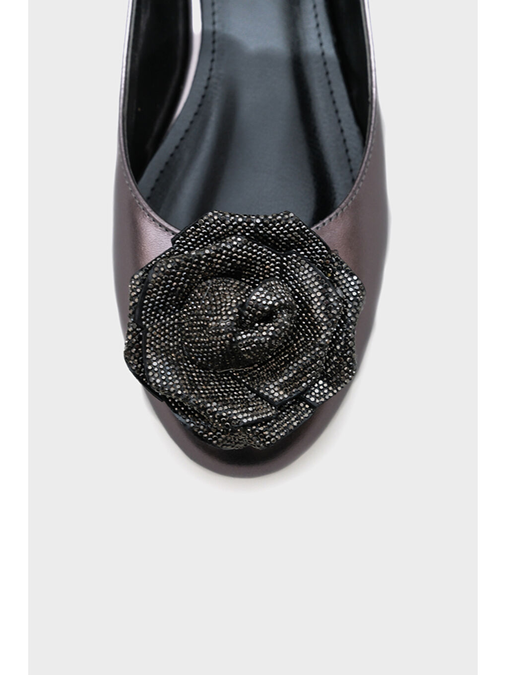 Gri Audrey Yuvarlak Burunlu Taşlı Çiçekli Kadın Babet-2