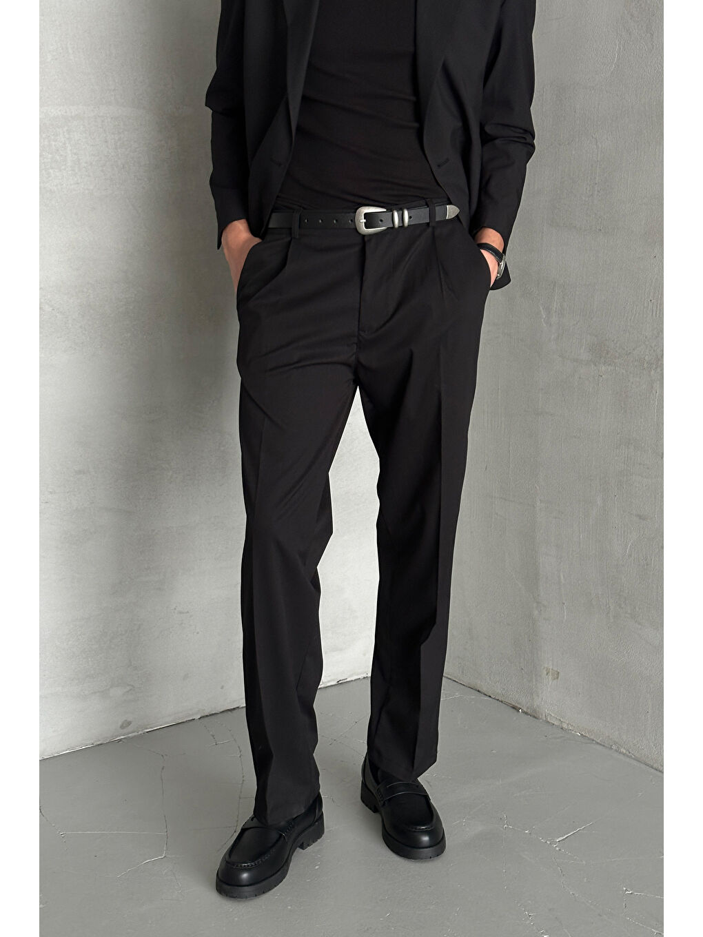 Siyah Erkek Tek Düğmeli Oversize Takım Elbise-4