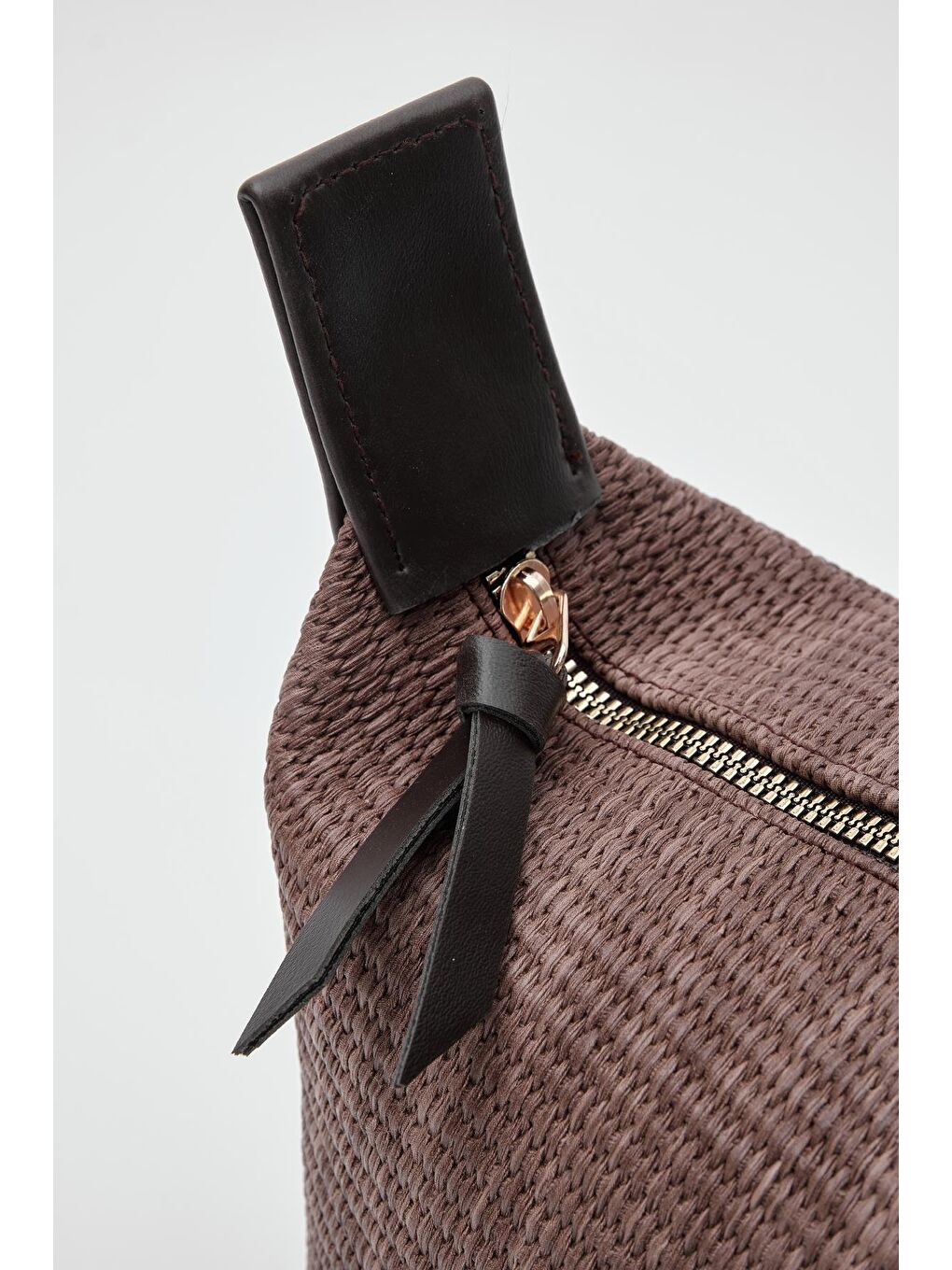 Kahverengi Leo Hasır Görünümlü El Ve Çapraz Çanta Acı Kahve-8